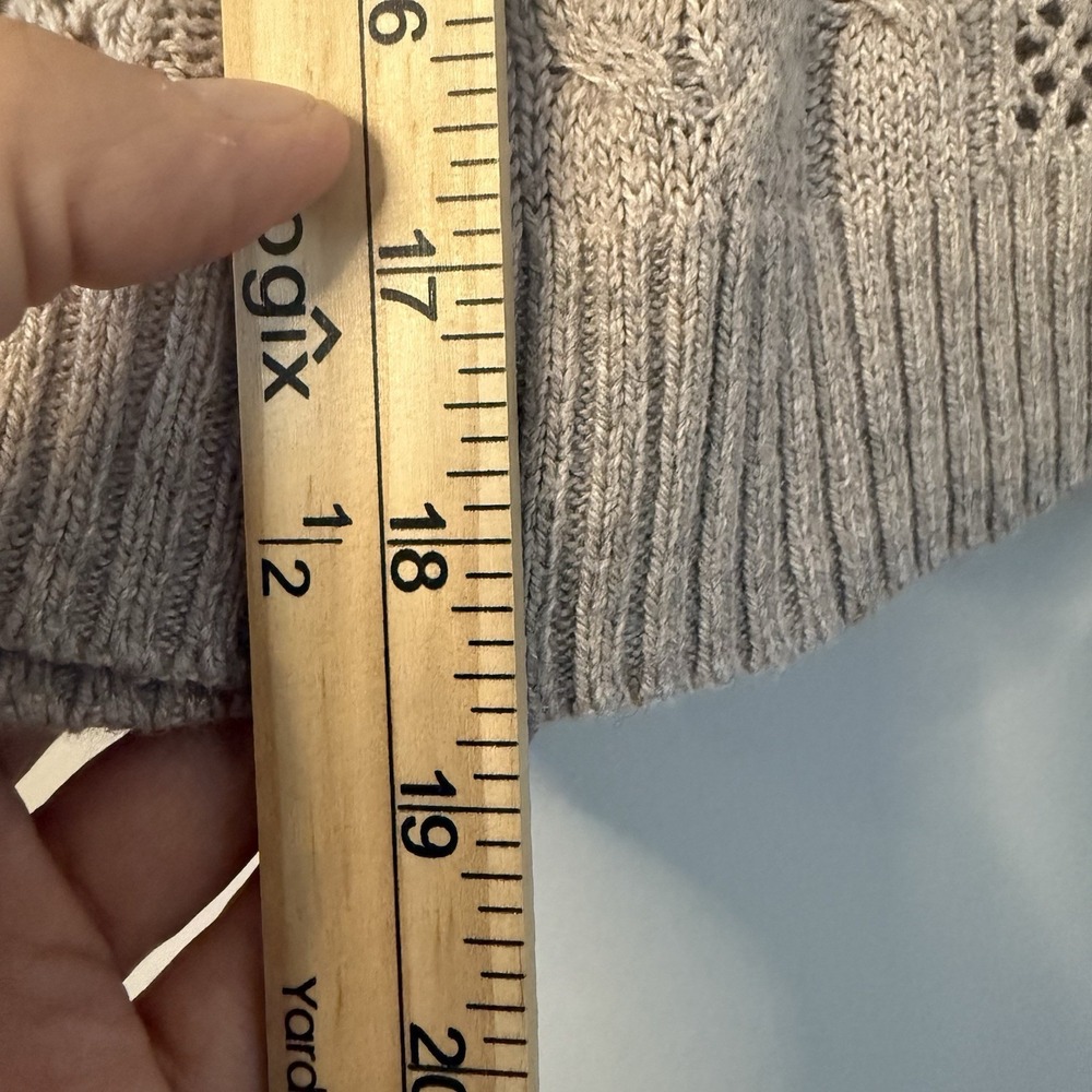 American Eagle Cable Knit Sweater Crew Neck Beige Soft Stretch Sz XS Cotton/Wool - Picture 6 of 7